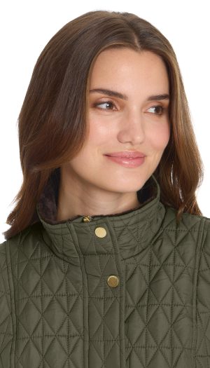 MULTI QUILTED PLUSH LINED VEST